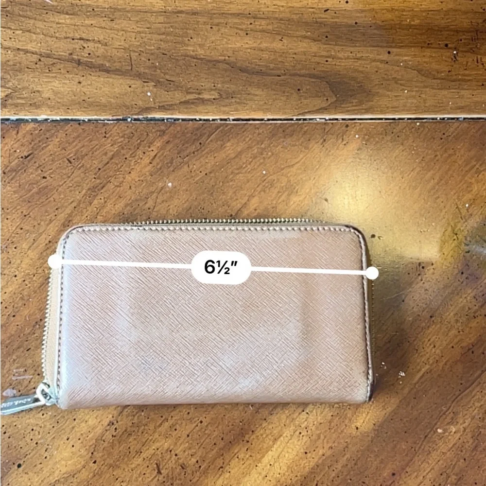 Michael Kors Tan Wallet with Gold Logo Plate